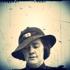 Frau